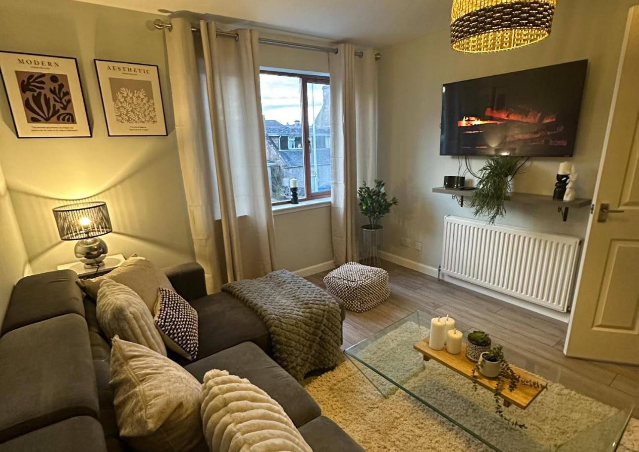 Lovely Modern 2 Bedrom Unit Close To City Center Dalneigh Εξωτερικό φωτογραφία