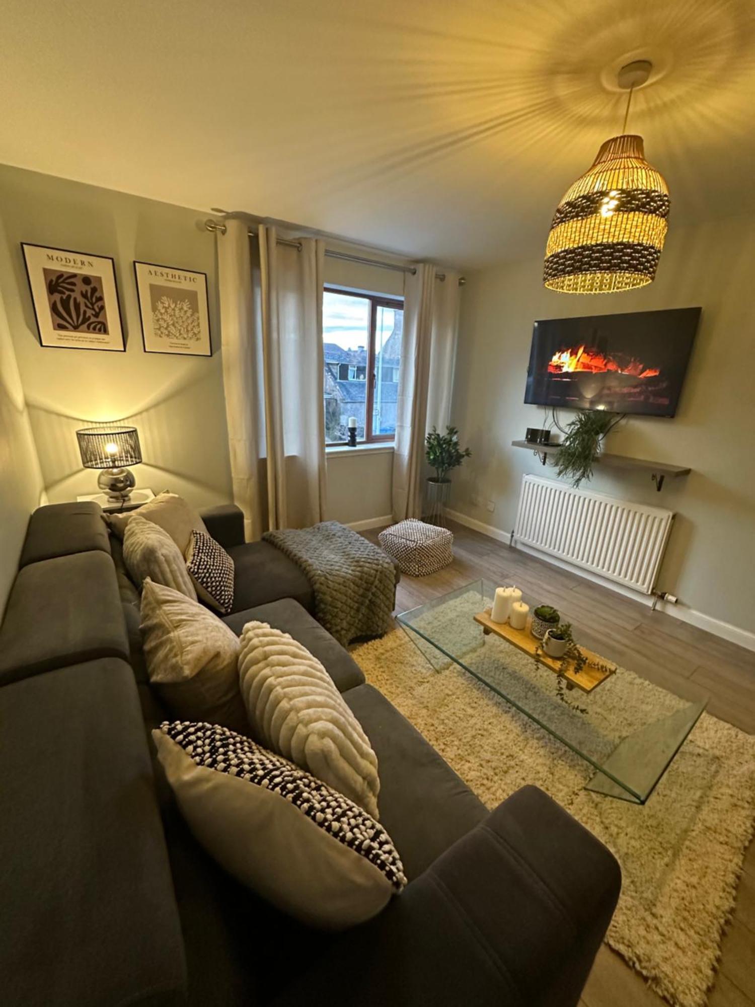 Lovely Modern 2 Bedrom Unit Close To City Center Dalneigh Εξωτερικό φωτογραφία